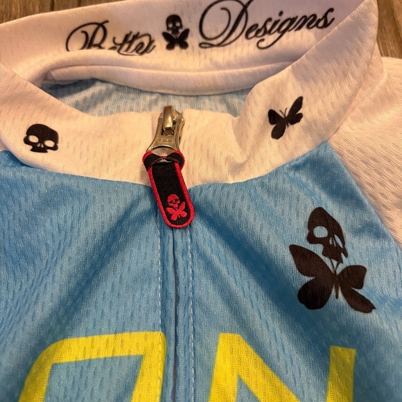 Betty Designs Cycling Jersey Skull Women's Size Medium Kona Hawaii Pockets NWOT - Picture 2 of 10